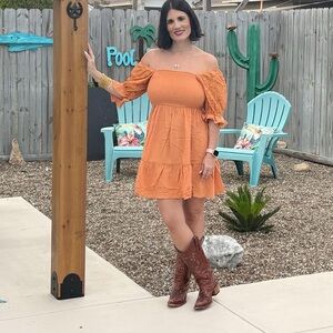 NWT Umgee Orange Puffy Shoulder Dress